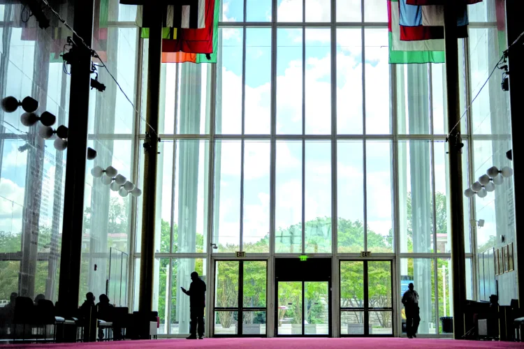 Board adds ‘Trump’ to Kennedy Center facade